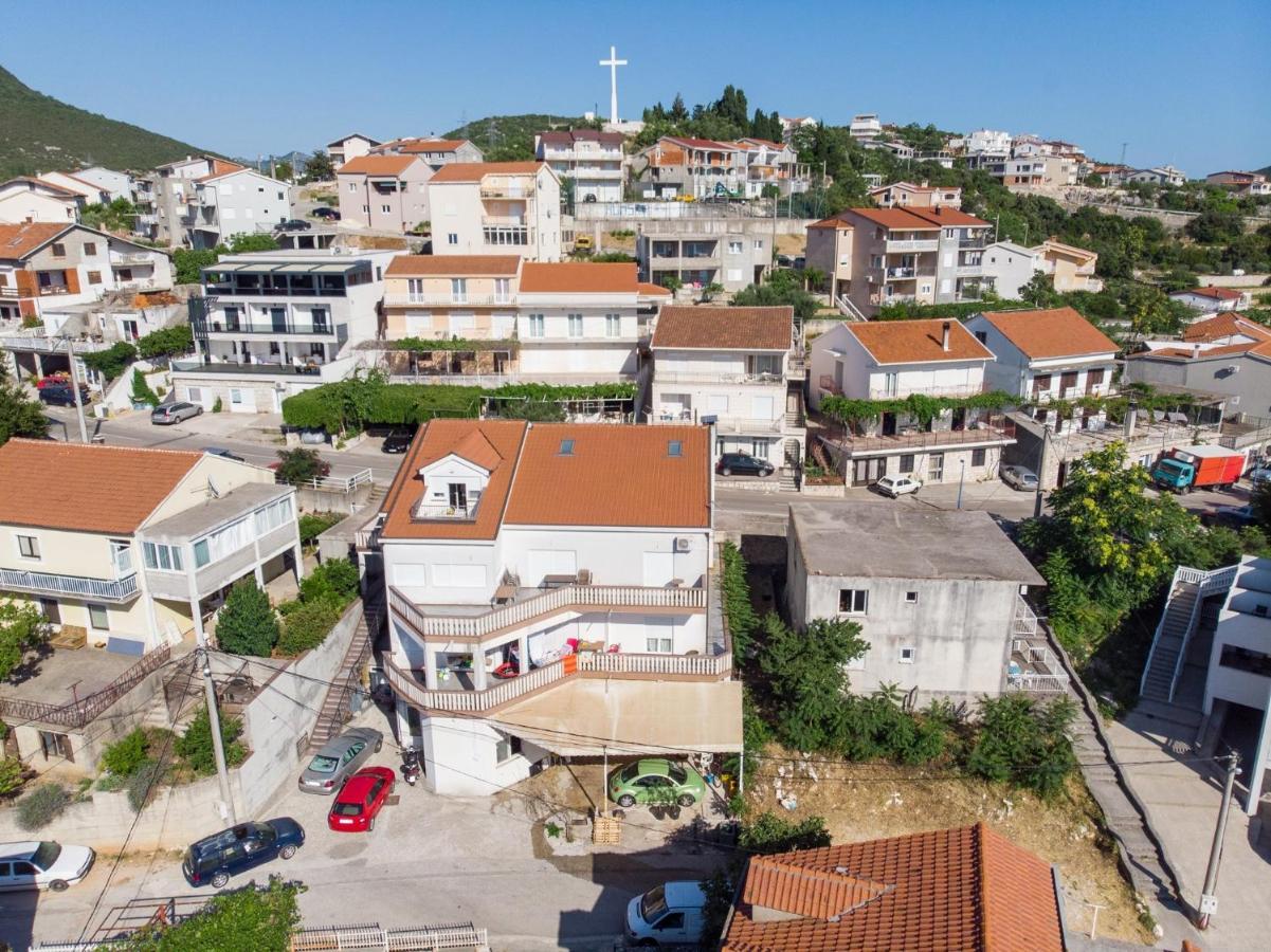 Apartment Familia Neum Εξωτερικό φωτογραφία